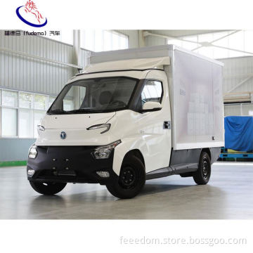 Van di lusso UFO Q2t Van Electric Multi-Cloring Option Electric Van
